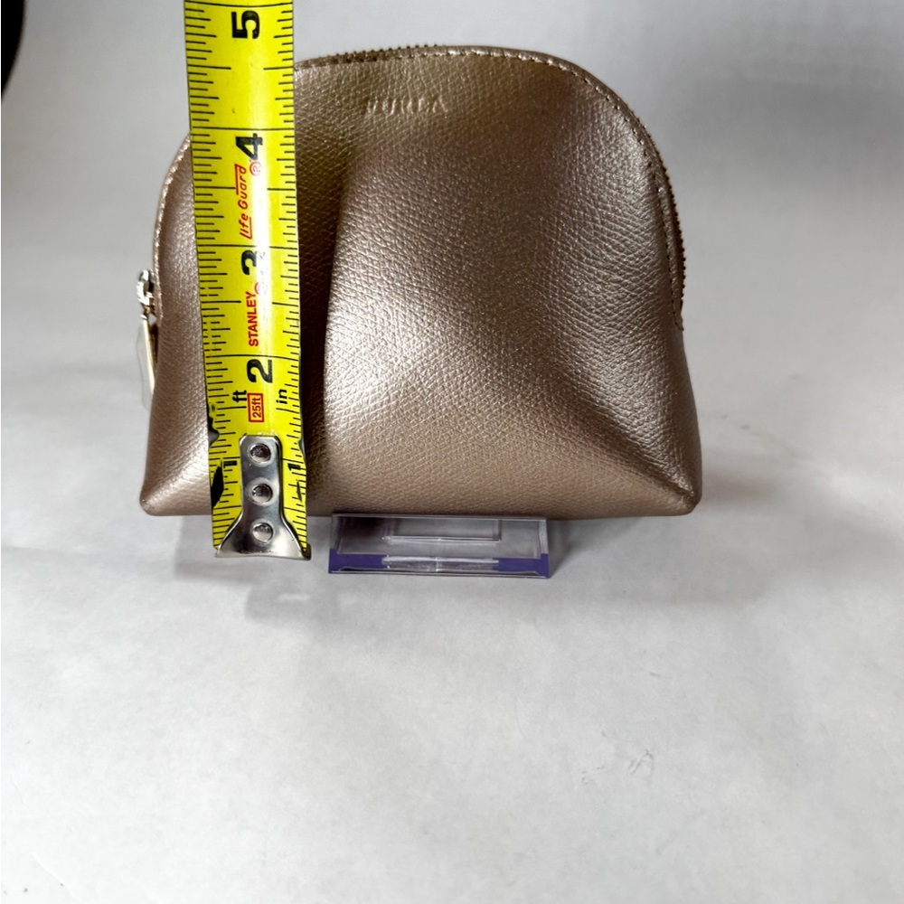 ✨ Furla Metallic Gold Leather Cosmetic Pouch / Zip Case ✨ - Picture 8 of 9